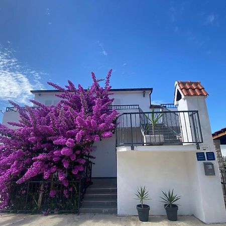 Guesthouse Dvoshko Hvar Exterior foto